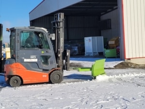 chasse neige lame racleuse caoutchouc pour chariot élévateur
